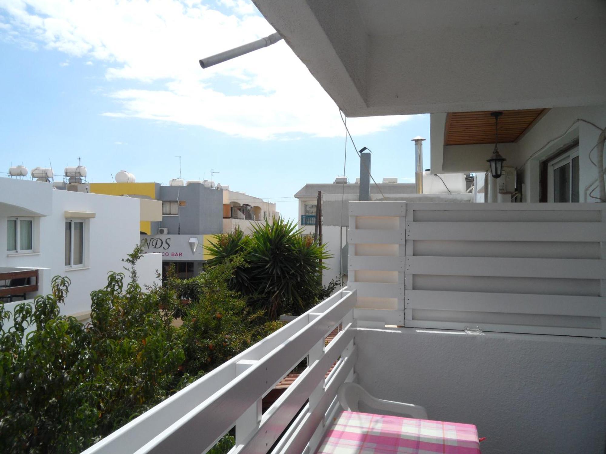 Sunshine Apts, Two Bedroom , Free Internet, No 3 Αγία Νάπα Εξωτερικό φωτογραφία