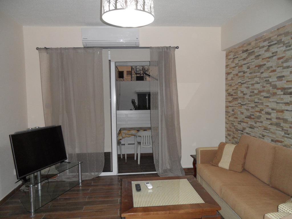 Sunshine Apts, Two Bedroom , Free Internet, No 3 Αγία Νάπα Εξωτερικό φωτογραφία