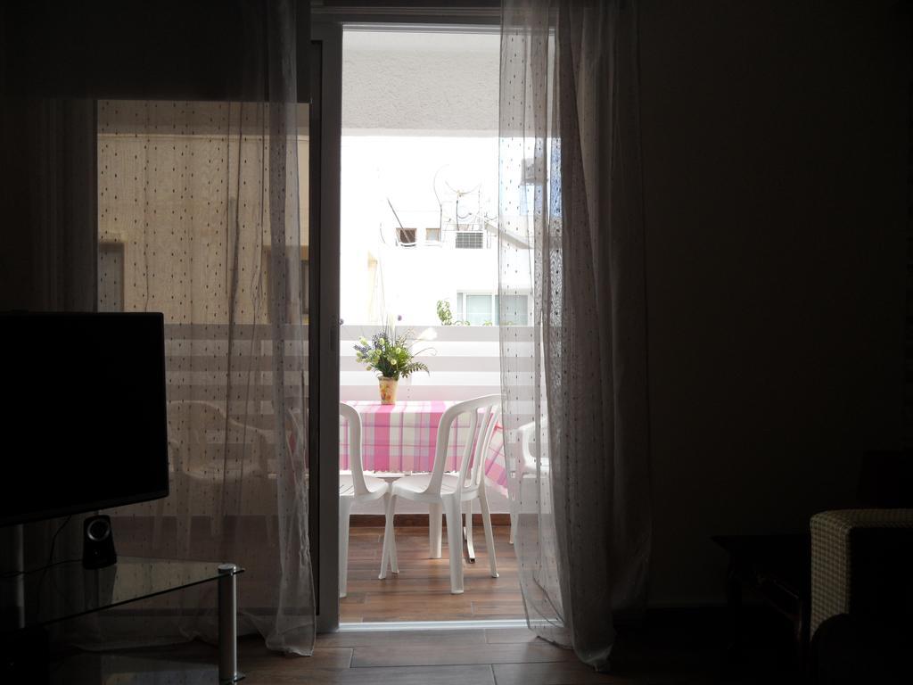 Sunshine Apts, Two Bedroom , Free Internet, No 3 Αγία Νάπα Εξωτερικό φωτογραφία