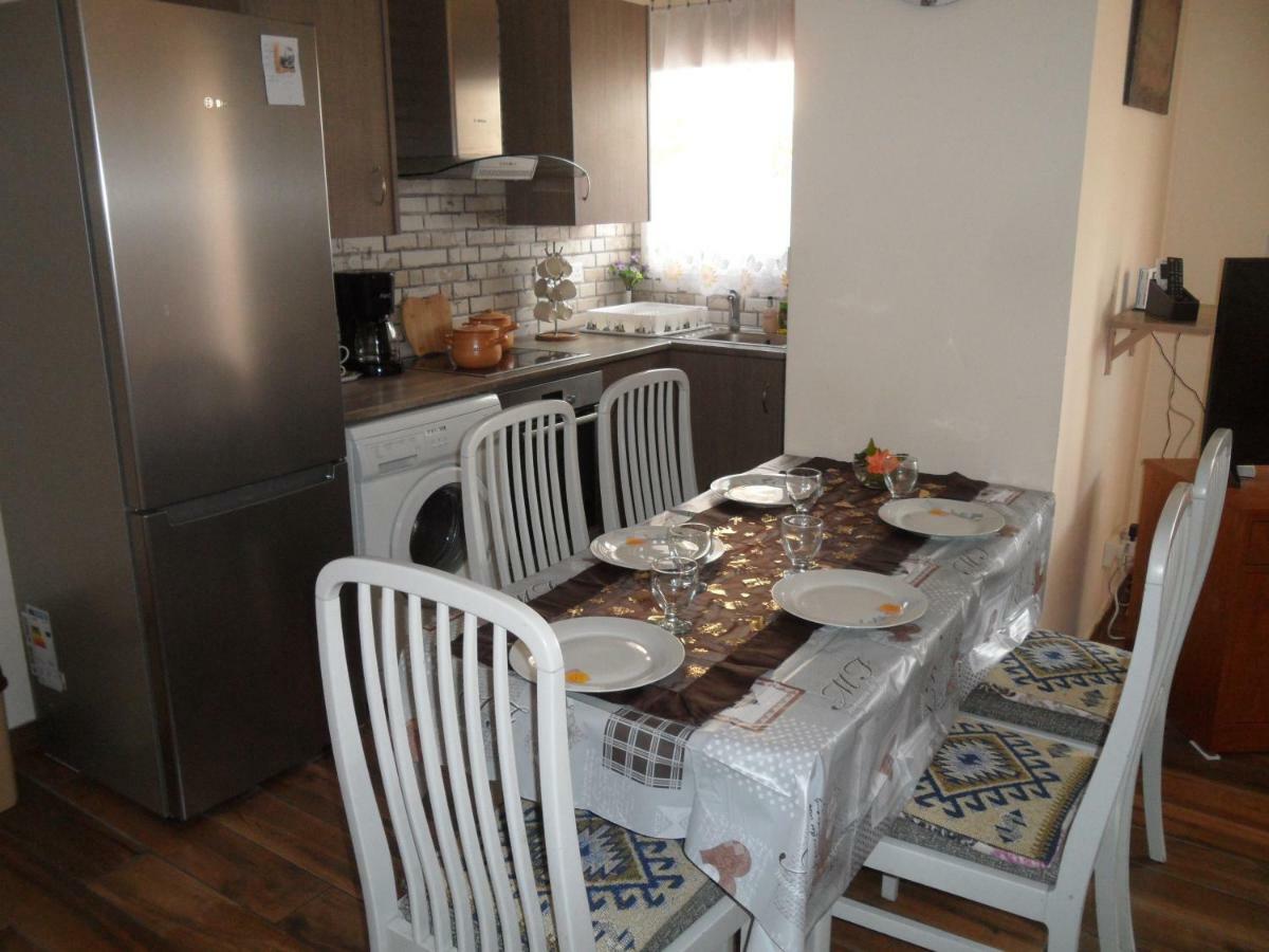 Sunshine Apts, Two Bedroom , Free Internet, No 3 Αγία Νάπα Εξωτερικό φωτογραφία
