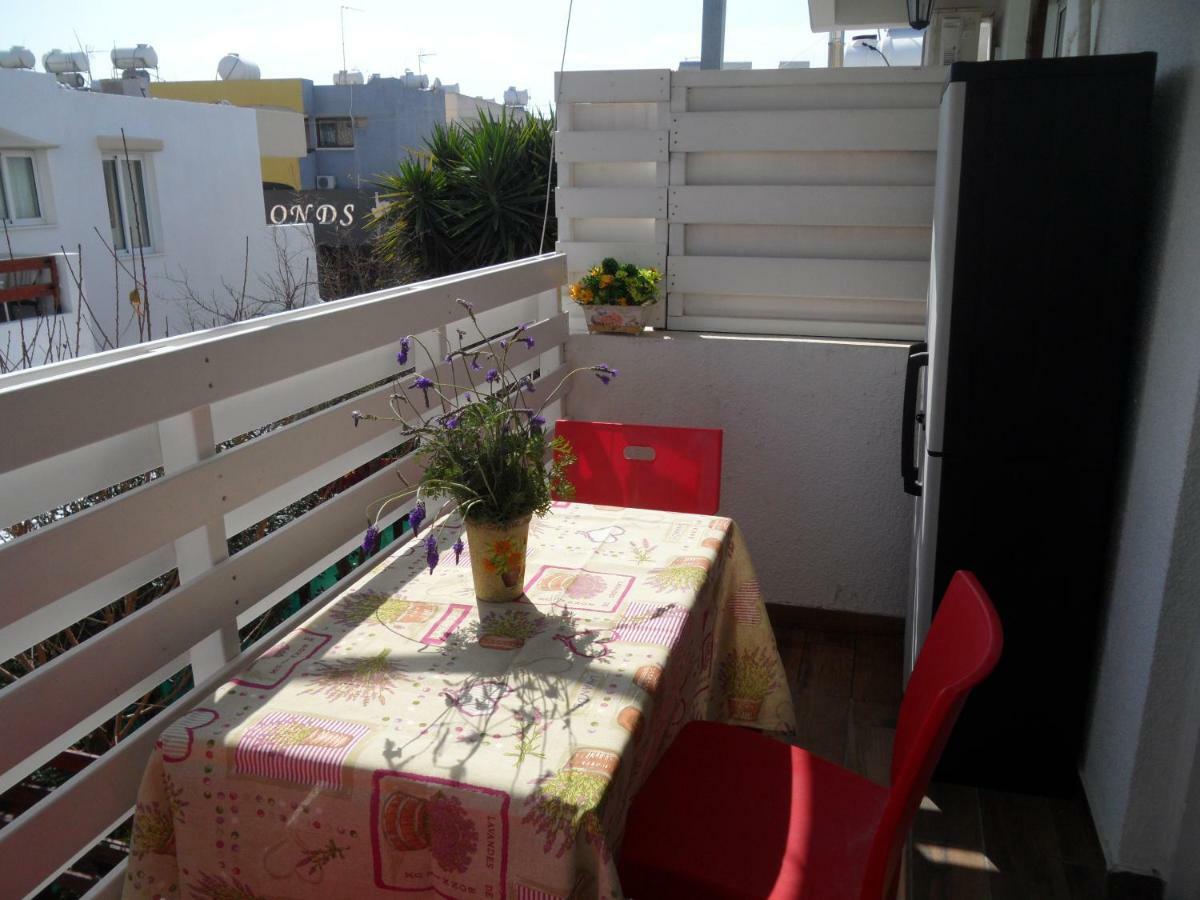 Sunshine Apts, Two Bedroom , Free Internet, No 3 Αγία Νάπα Εξωτερικό φωτογραφία