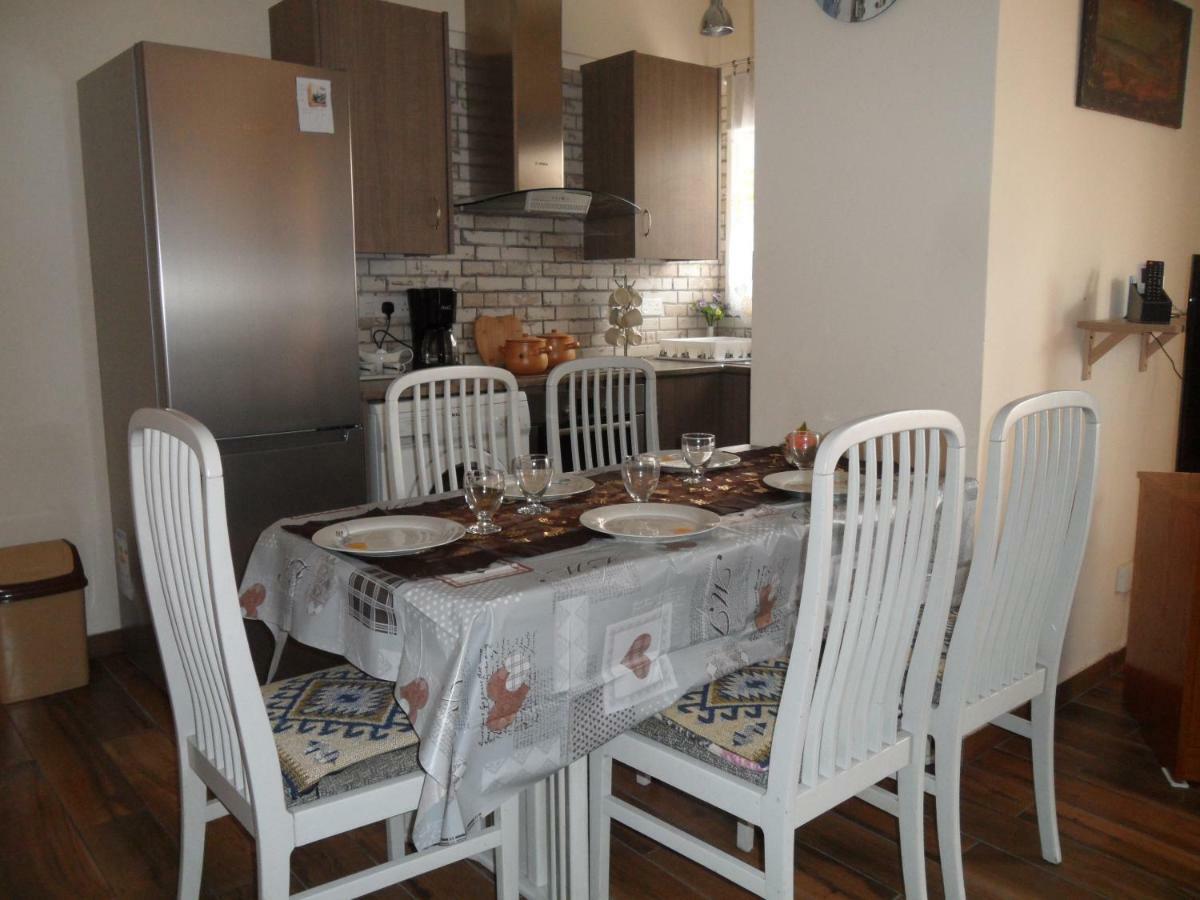 Sunshine Apts, Two Bedroom , Free Internet, No 3 Αγία Νάπα Εξωτερικό φωτογραφία